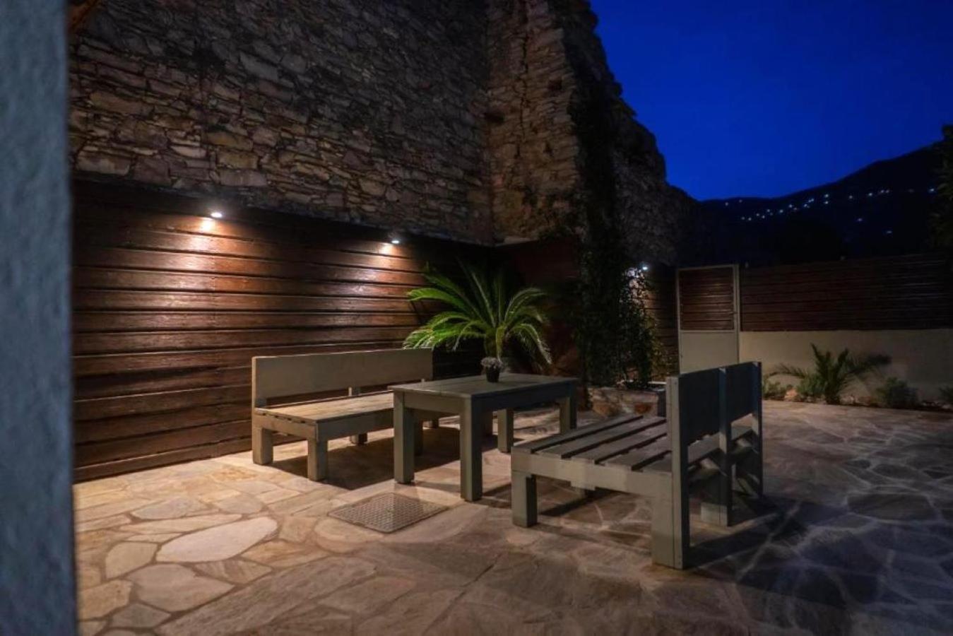 Seafront Karma Luxury - An Escape From Reality Villa Kato Gatzea Bagian luar foto